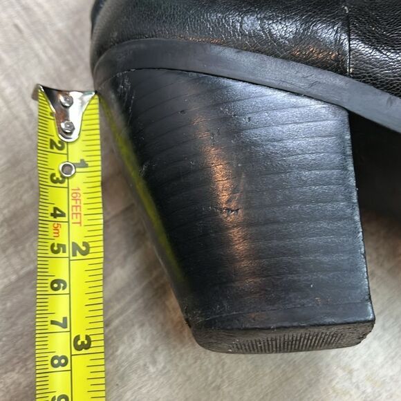 Bandolino heeled ankle boots size 8 - Picture 9 of 9